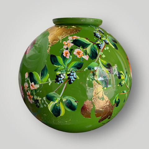 groot huisje |  Groen bloemen klaprozen roodborst |